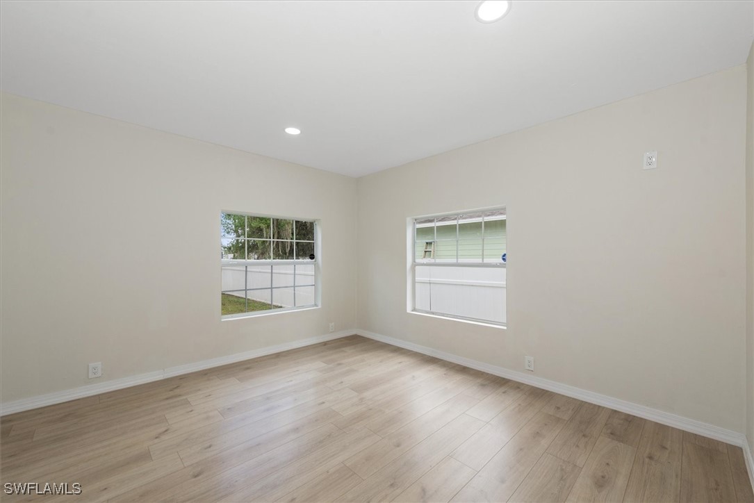 120 College St Property Photo 20
