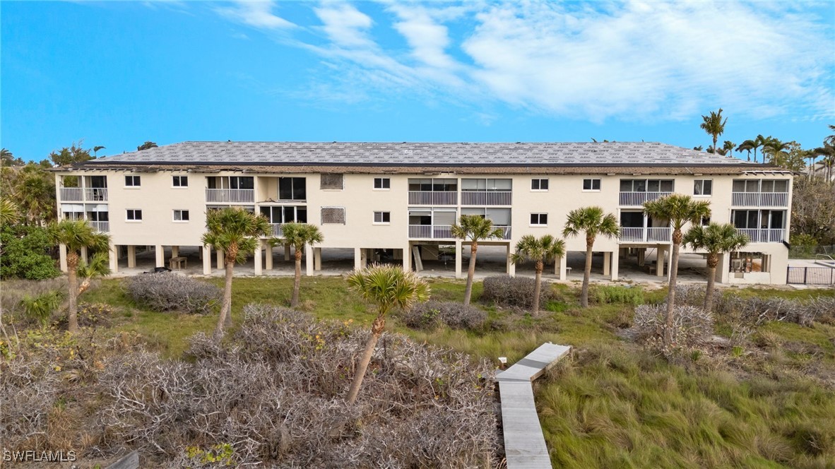 527 E Gulf Dr 204 Property Photo 13