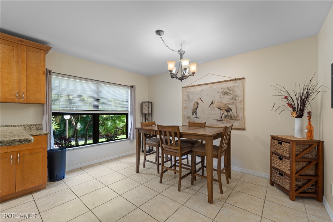 8256 Charter Club Cir 5 Property Photo 7