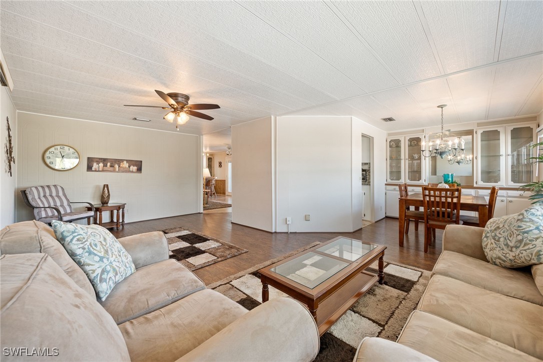 472 Nicklaus Blvd Property Photo 10