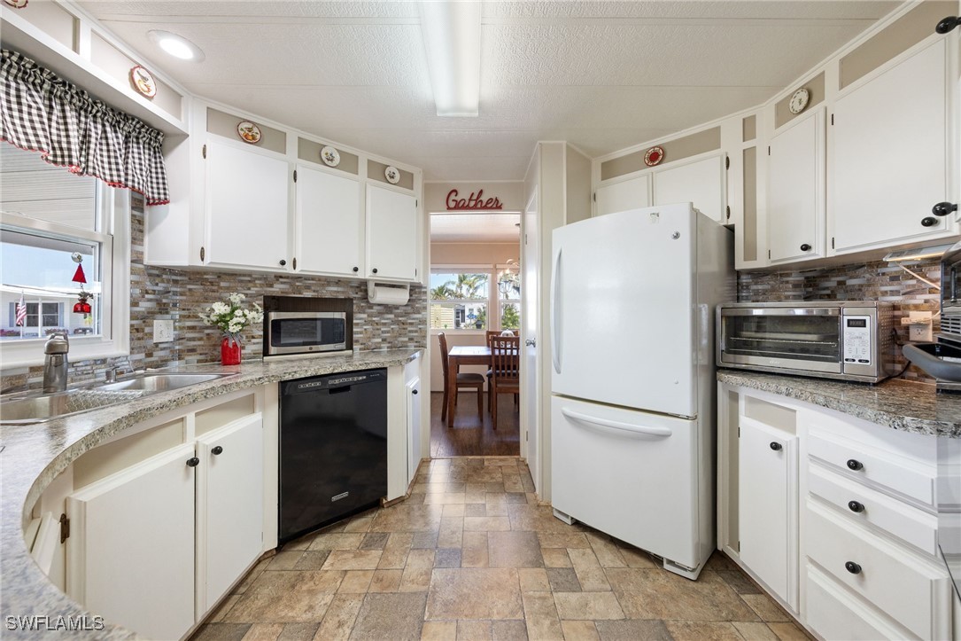 472 Nicklaus Blvd Property Photo 16