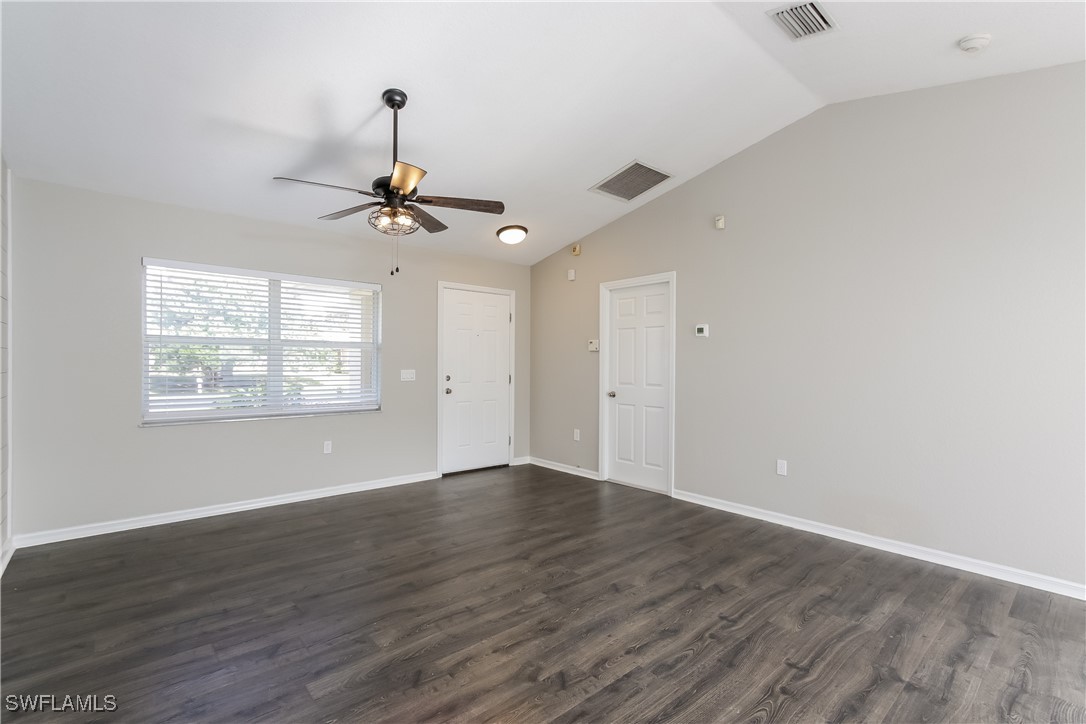 2674 S Cranberry Blvd Property Photo 4
