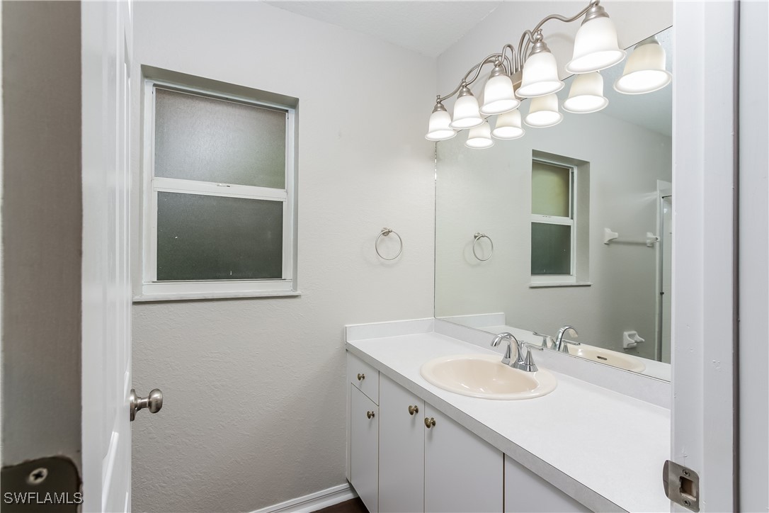 2674 S Cranberry Blvd Property Photo 10