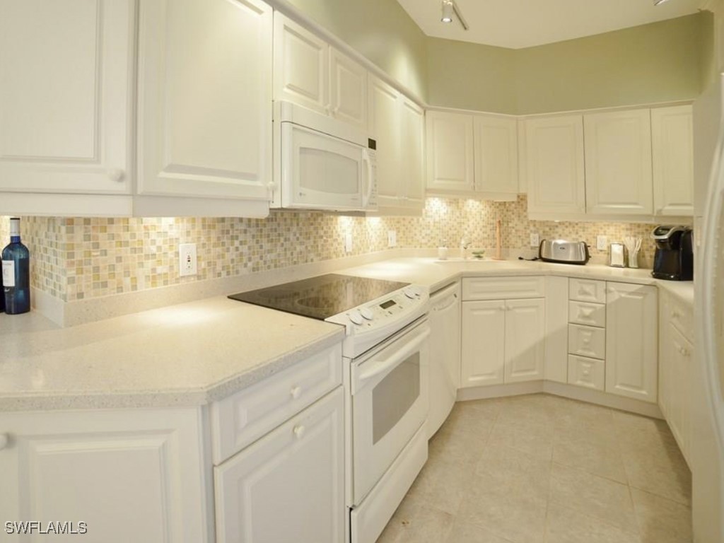 4001 Gulf Shore Blvd N Ph-4 Property Photo 6