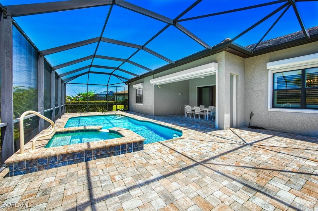 14001 Hawks Eye Ct Property Photo 9