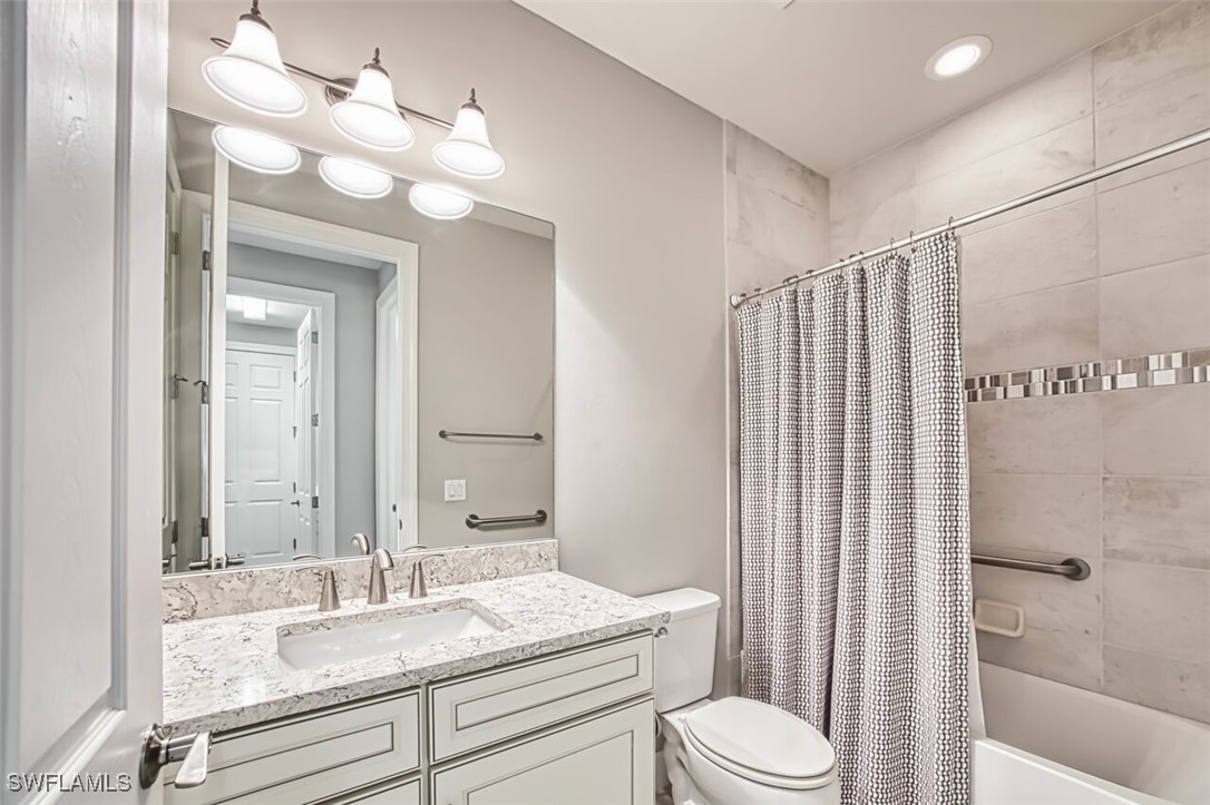 14001 Hawks Eye Ct Property Photo 32