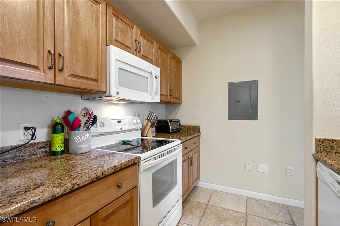 13100 Bella Casa Cir 339 Property Photo 18
