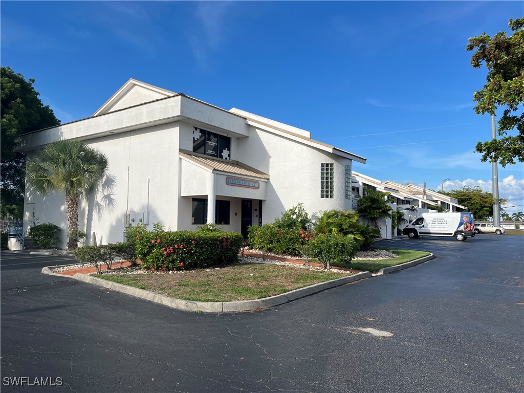 2804 Del Prado Blvd S 106 Property Photo 1