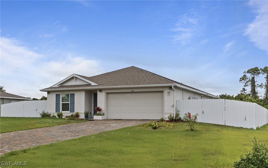 3021 June Cir Property Photo 2