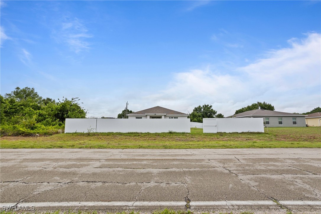 3021 June Cir Property Photo 7