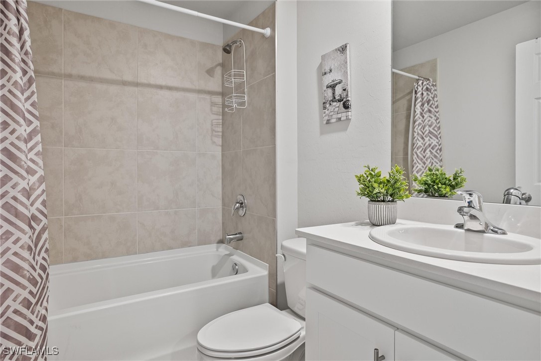 3021 June Cir Property Photo 18
