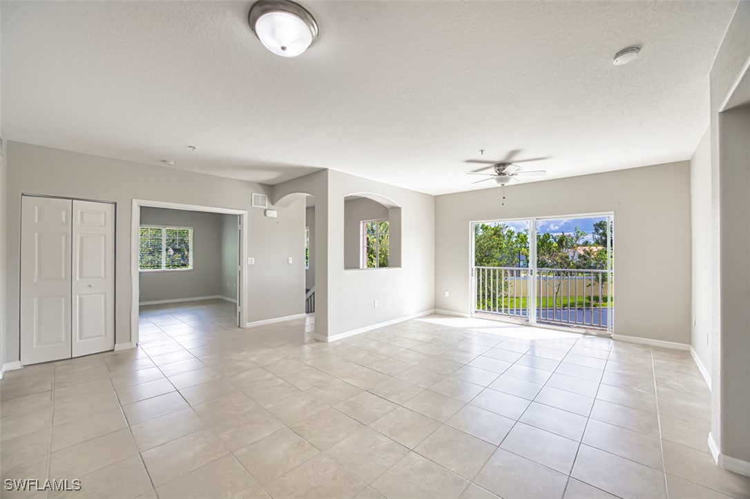 13160 Bella Casa Cir 2115 Property Photo 6