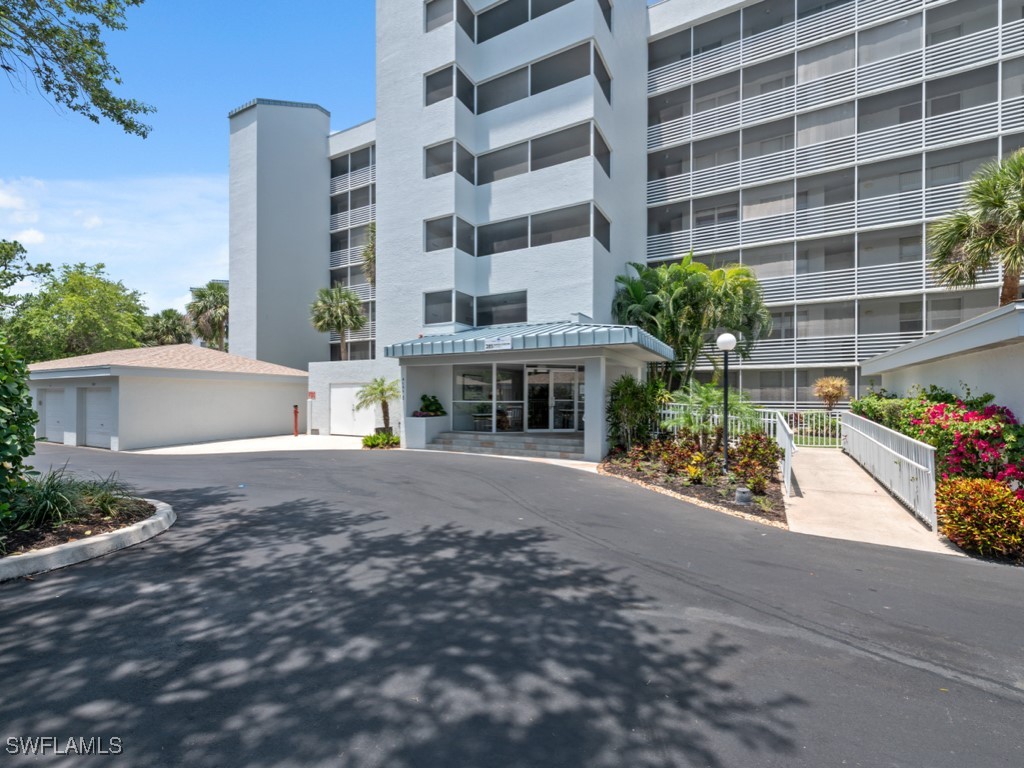285 Naples Cove Dr 1404 Property Photo