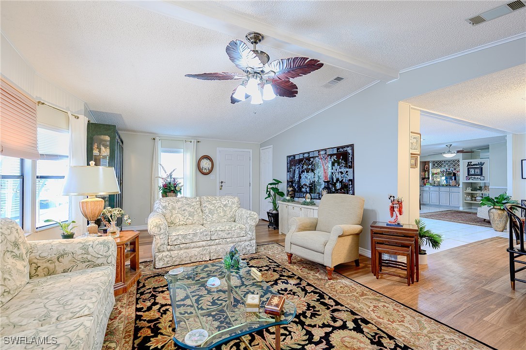 149 Kim Dr 149 Property Photo 2