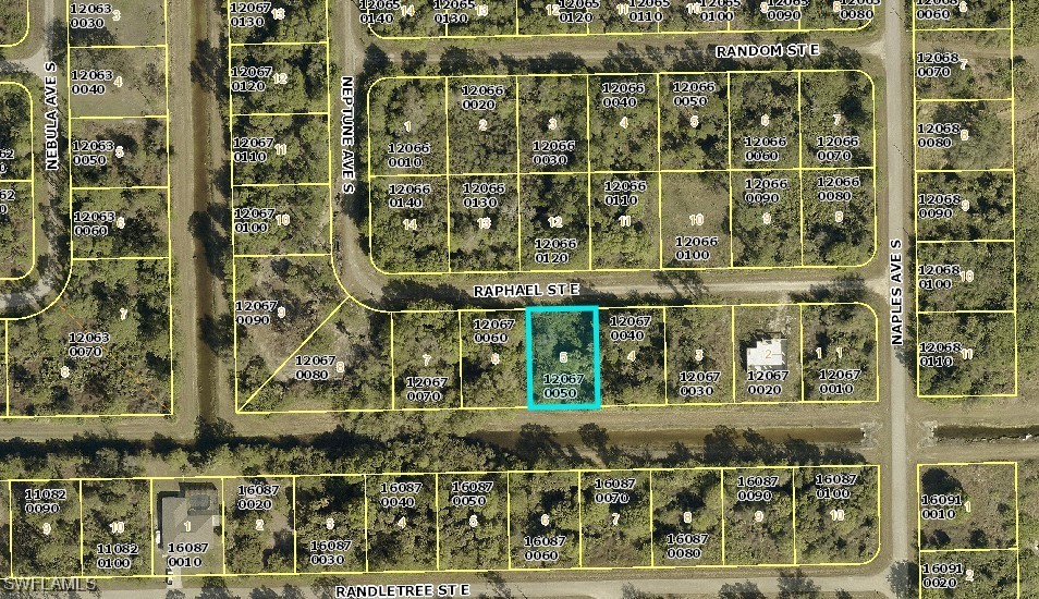1238 Raphael St E Property Photo 1