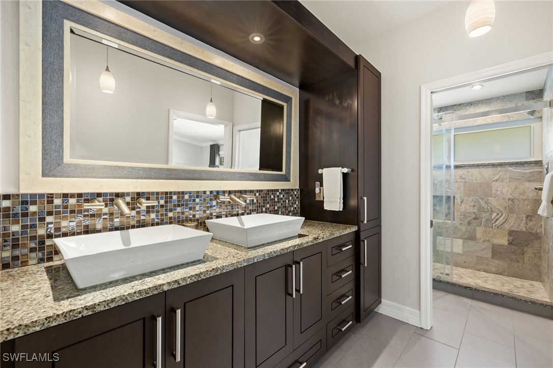 5610 Sundown Harbor Ct Property Photo 23