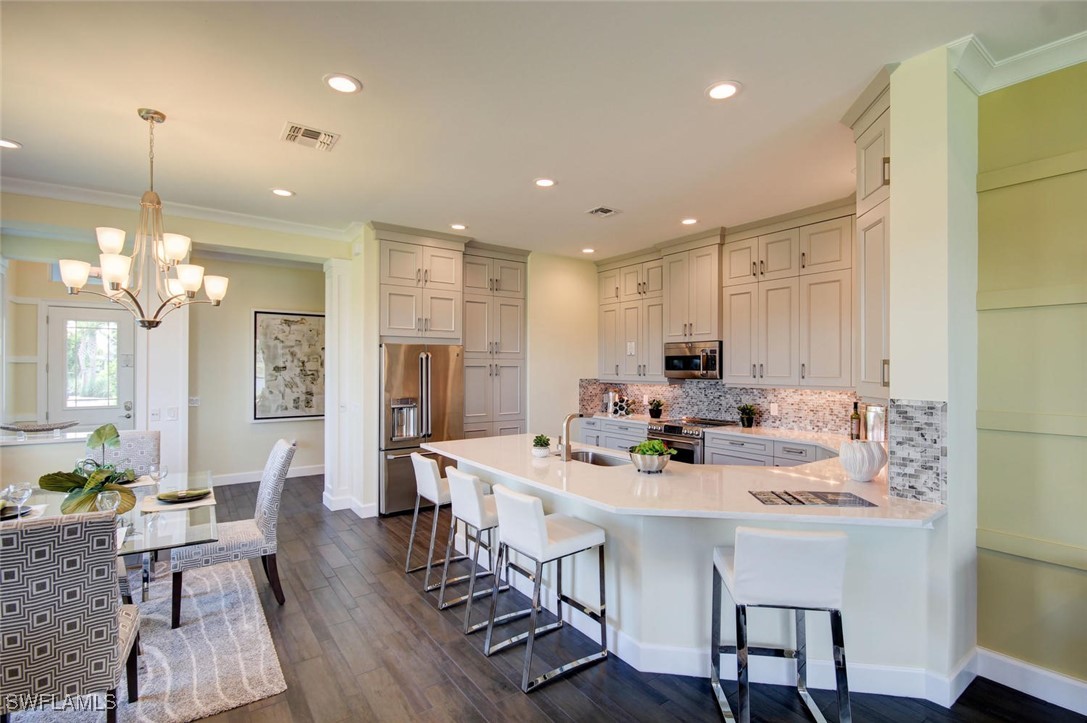 8881 Yucatan Ct Property Photo 16