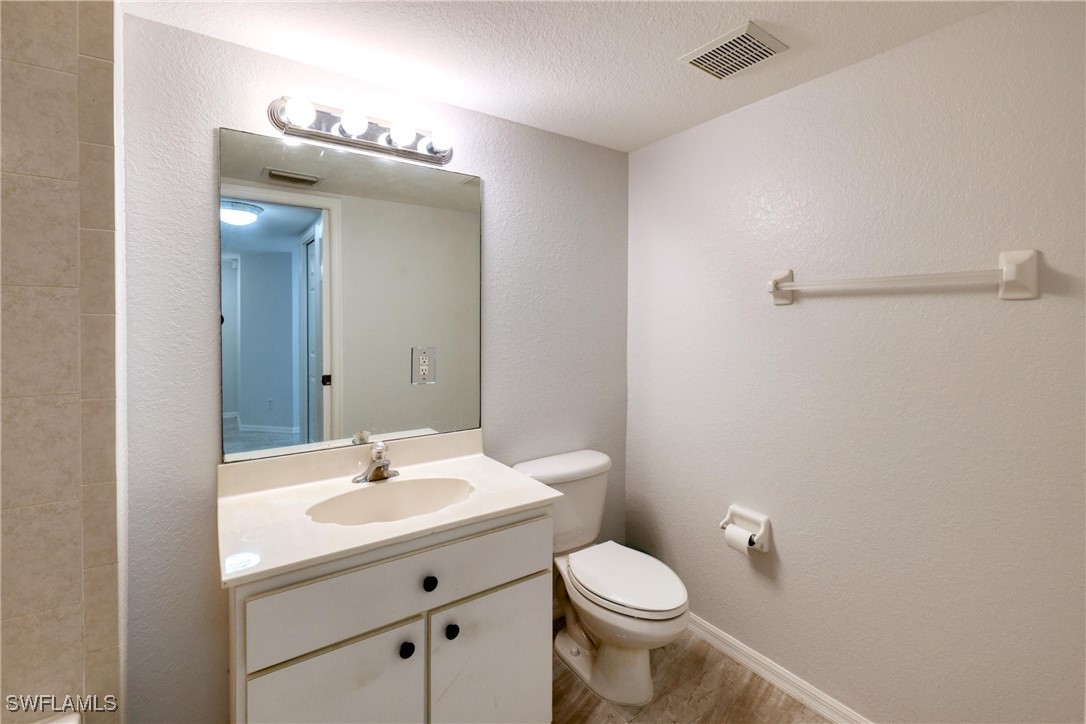 917 Sw 47th Ter 106 Property Photo 12