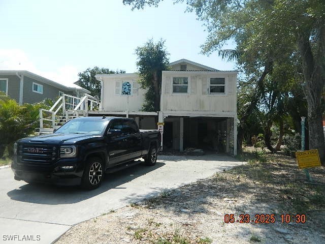 166-168 Coconut Dr Property Photo 1