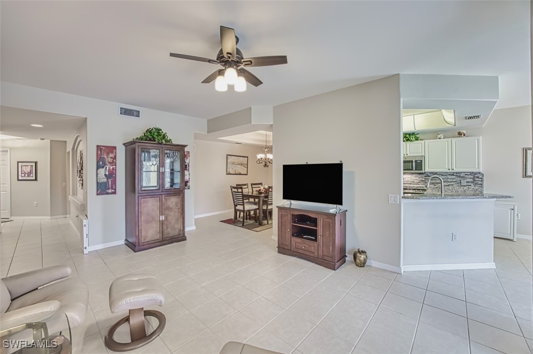 10011 Sky View Way 1803 Property Photo 15