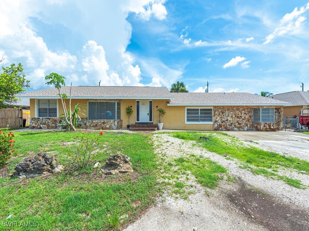 11596 Pawley Ave Property Photo 1