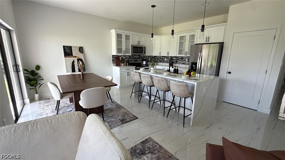 6010 Acorn Cir Property Photo 4