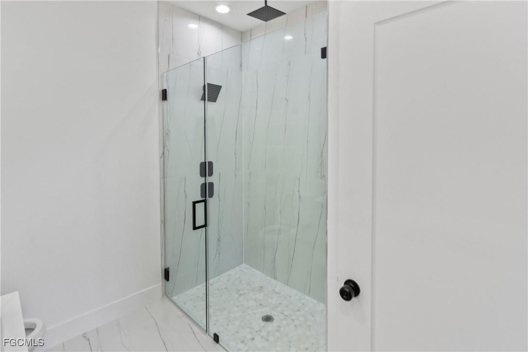 6010 Acorn Cir Property Photo 35