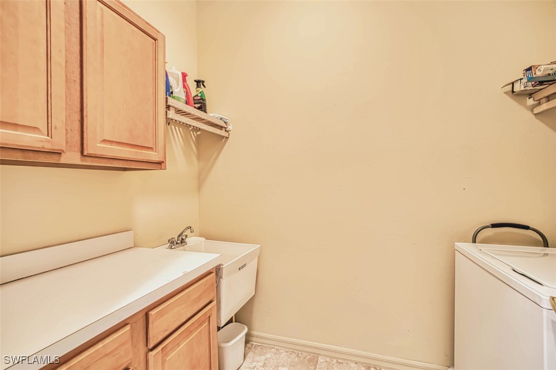 9098 Links Dr Property Photo 41