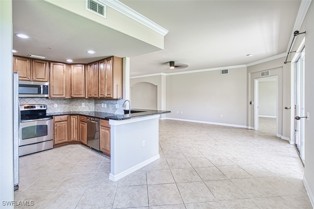 17451 Old Harmony Dr 102 Property Photo 13