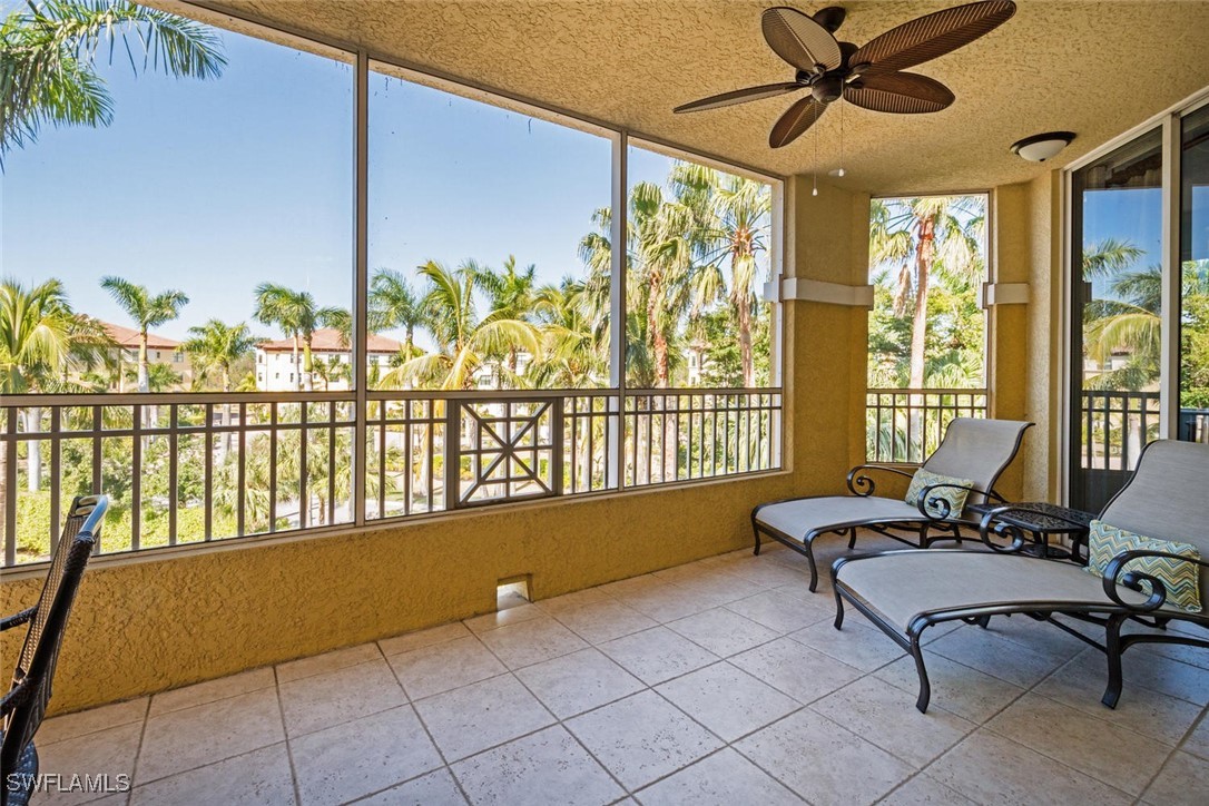 2748 Tiburon Blvd E C-301 Property Photo 22