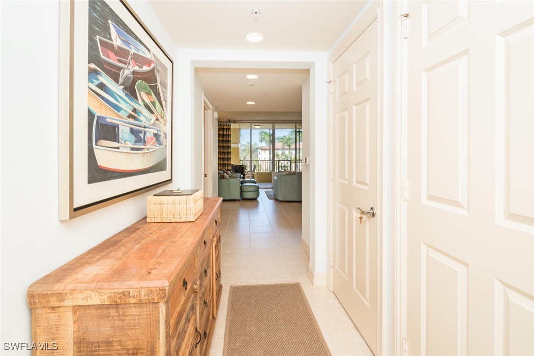 2748 Tiburon Blvd E C-301 Property Photo 30