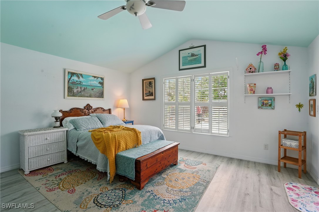4011 Coconut Cir S Property Photo 11