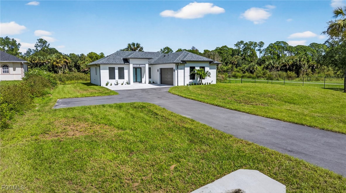 3587 18th Ave Se Property Photo 4