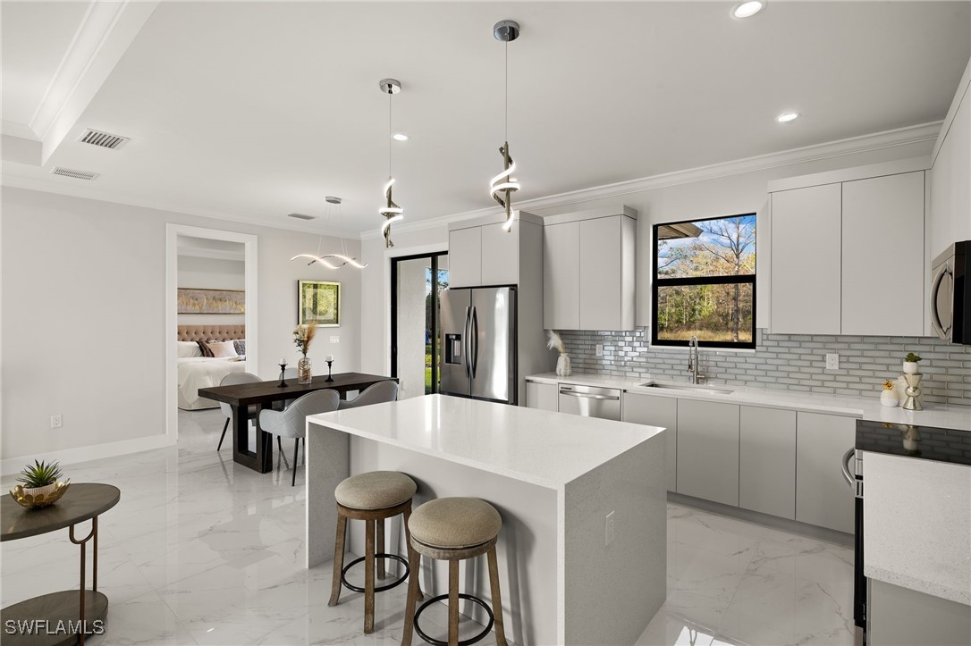 3587 18th Ave Se Property Photo 12