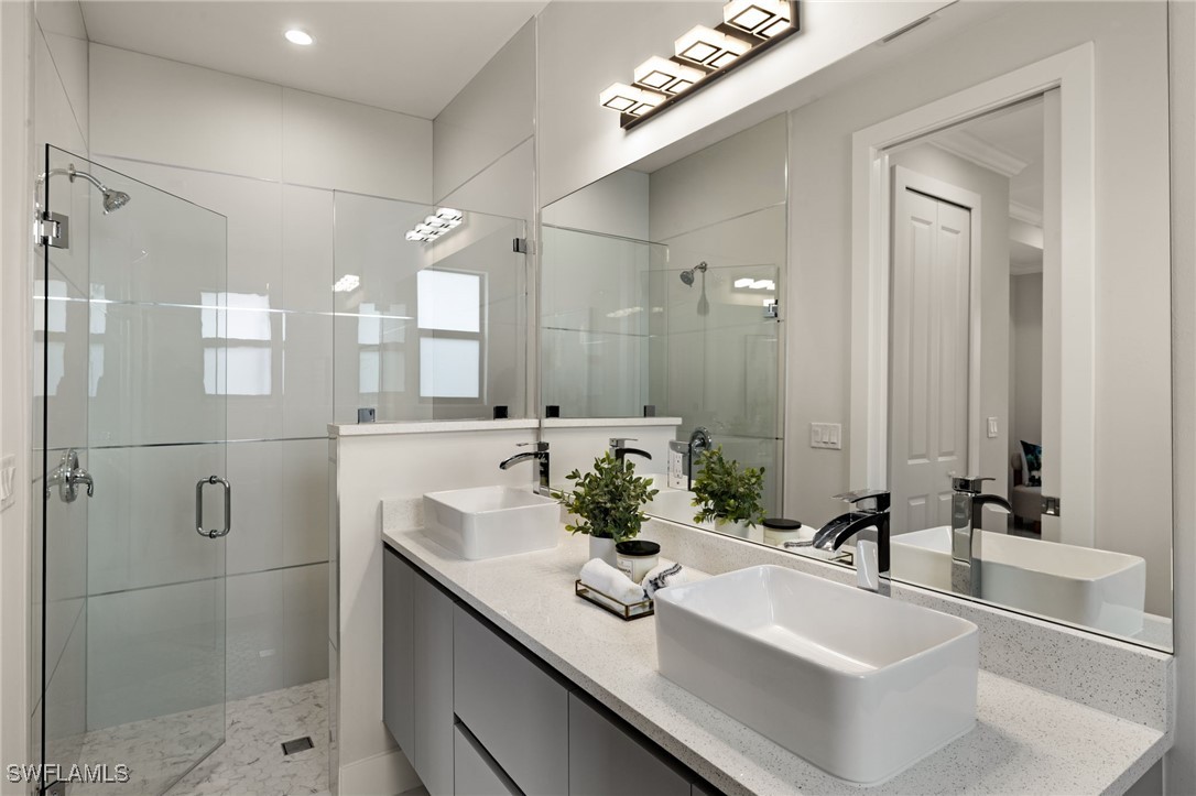 3587 18th Ave Se Property Photo 19