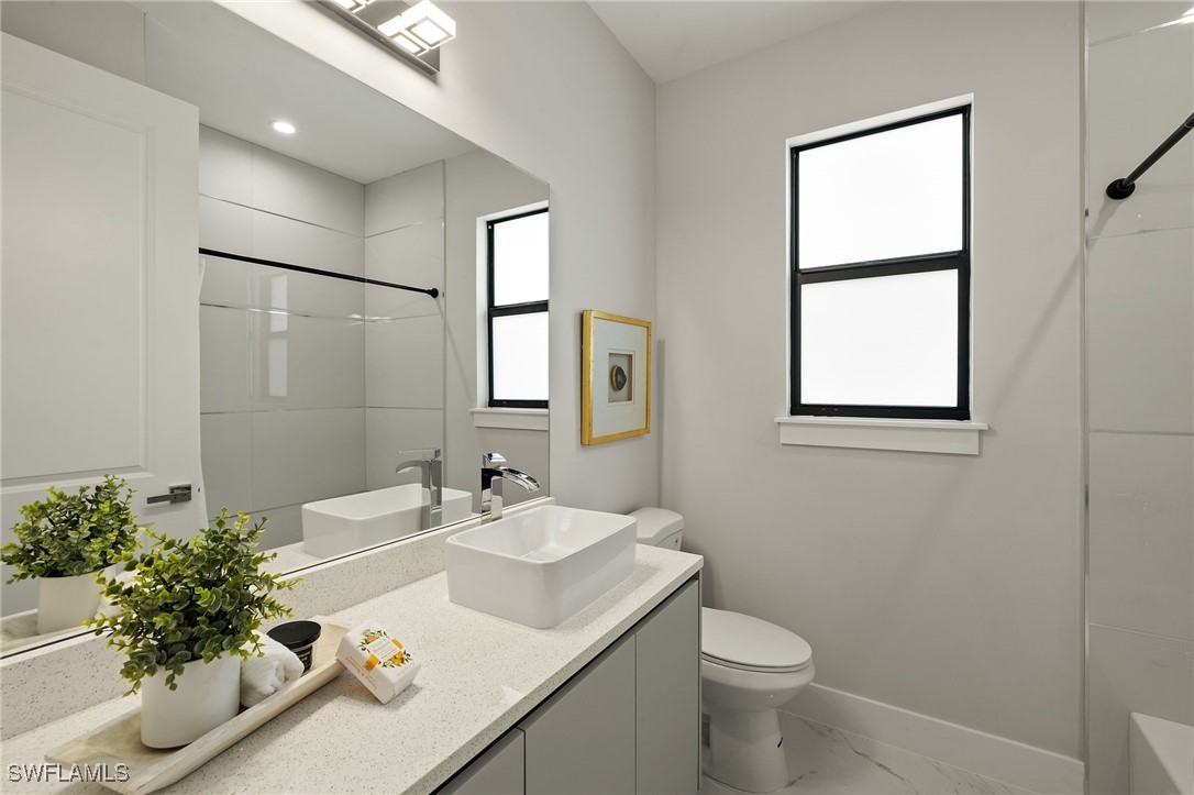 3587 18th Ave Se Property Photo 23