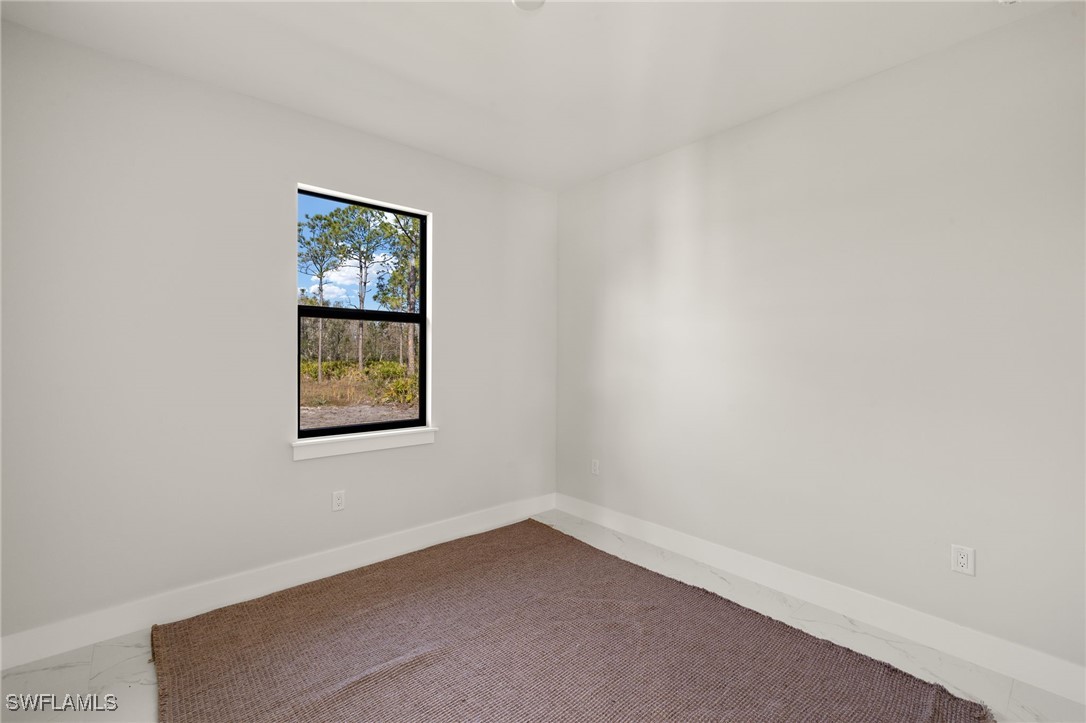 3587 18th Ave Se Property Photo 24