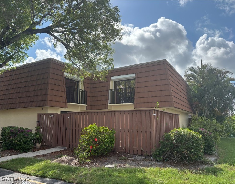 5245 Cedarbend DR 4 Property Photo 1