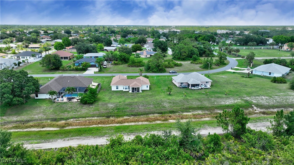 1612 Covington Meadows Cir Property Photo 34
