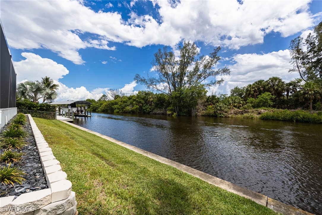 2122 Coral Point Dr Property Photo 29