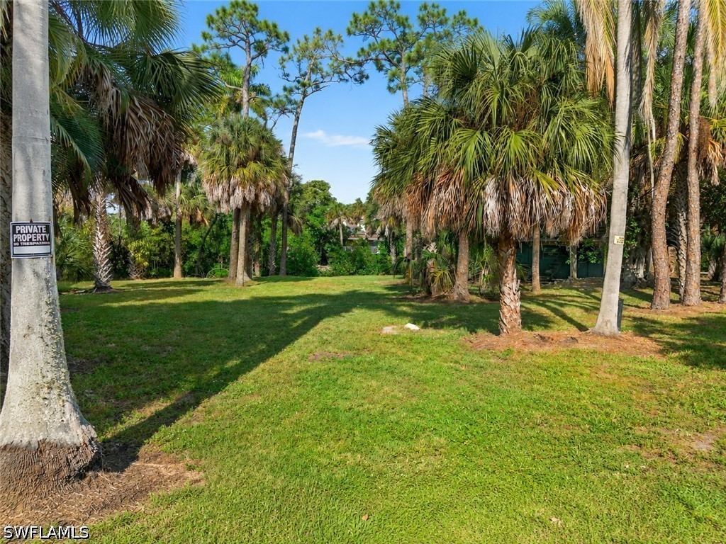 1675 Avion Pl Property Photo 3
