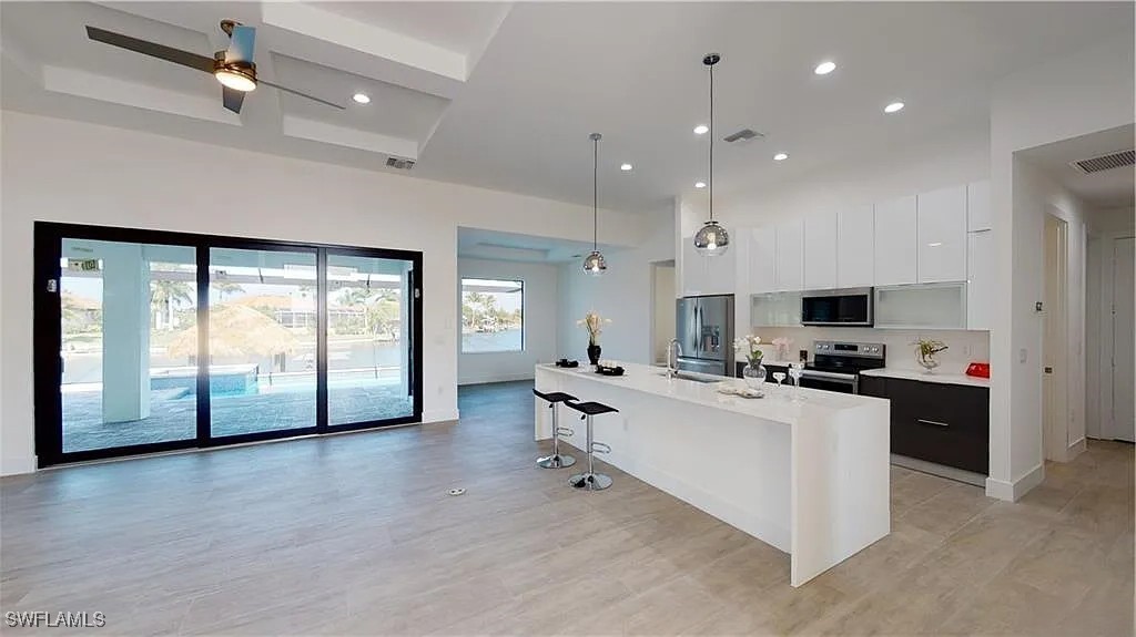 1525 NW 34th AVE Property Photo 1