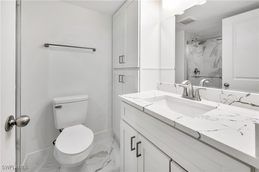 222 Harbour Dr 114 Property Photo 35