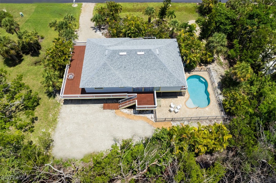 1674 Bunting Ln Property Photo 26