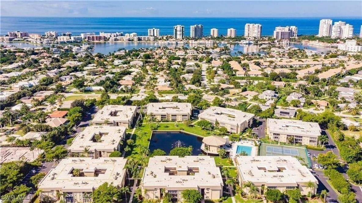 788 Park Shore Dr G17 Property Photo 3