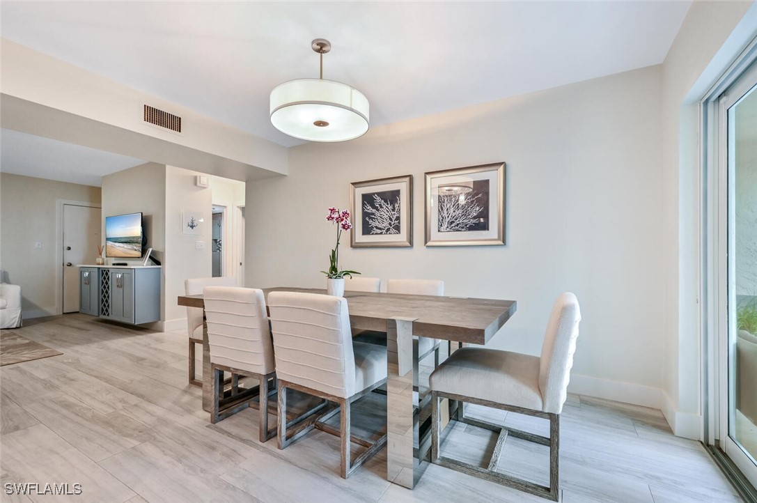788 Park Shore Dr G17 Property Photo 17
