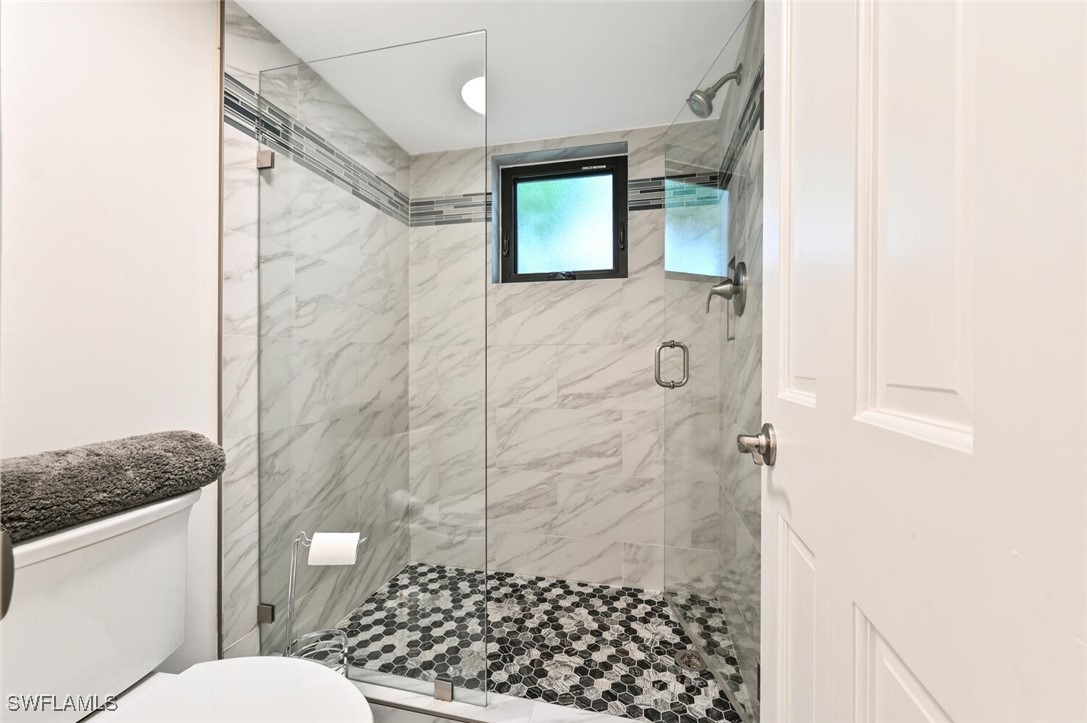 788 Park Shore Dr G17 Property Photo 29
