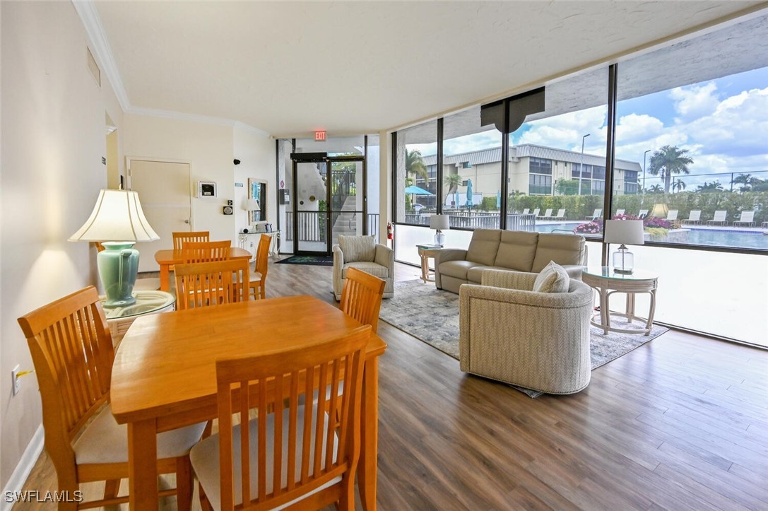 788 Park Shore Dr G17 Property Photo 47