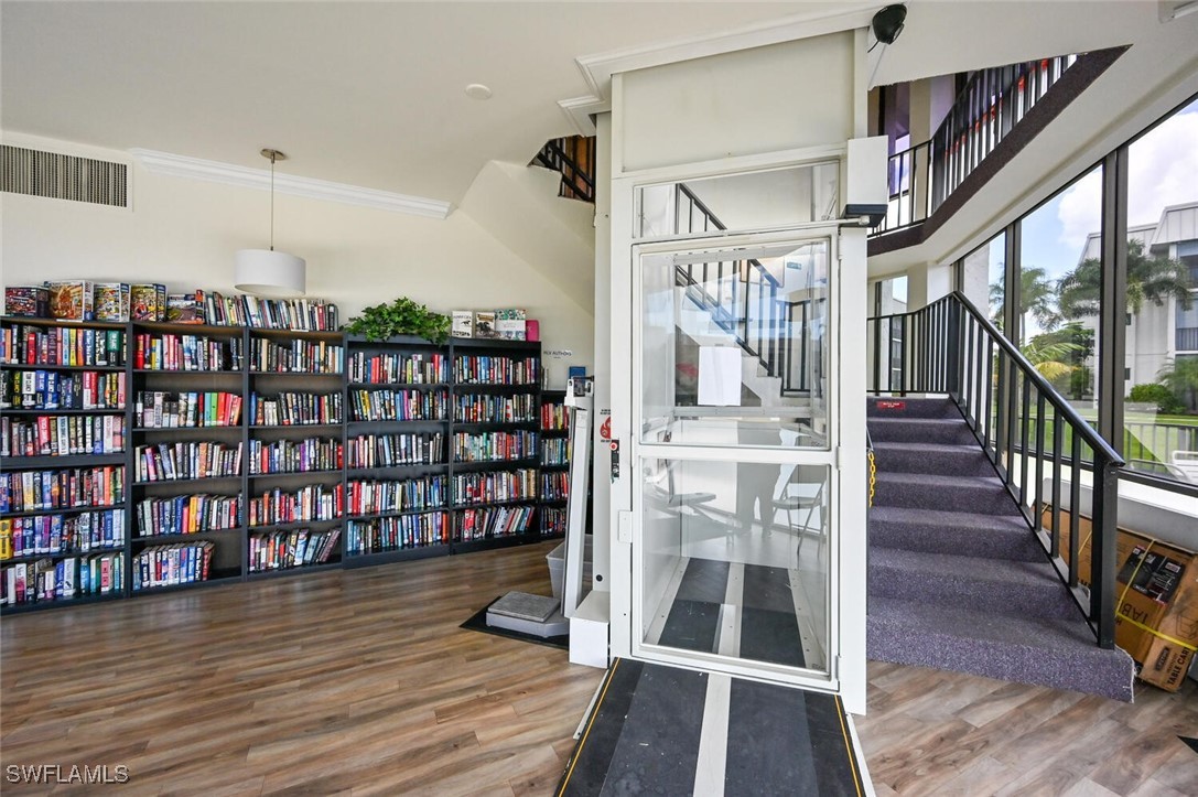 788 Park Shore Dr G17 Property Photo 48