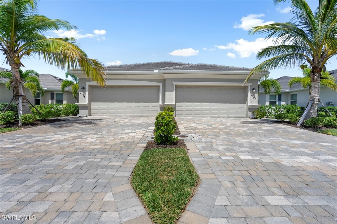 4264 Lemongrass DR Property Photo 1